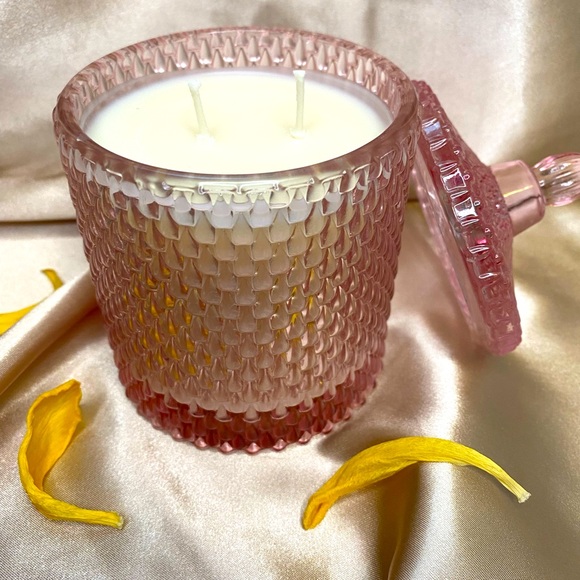 Luxurious Valentine’s Day Soy Candles: Citrus + Mango LIMITED AVAILABILITY - Picture 2 of 3